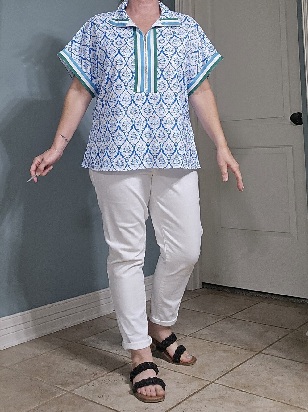 Summer Breezy Blue & White Patterned Blouse w/ Trim Detail